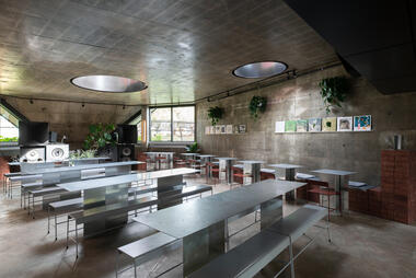 Osmo X Marusan Café / MDT Mobilier