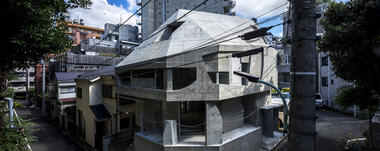 Restaurants in Azabu-juban / KOJI AOKI + AAOAA + a design