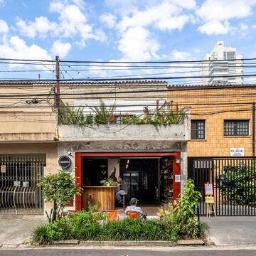 Café Colchetes / Estúdio Brasileiro de Arquitetura