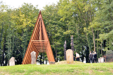 Funeral Chapel and Memorial Place / Modum