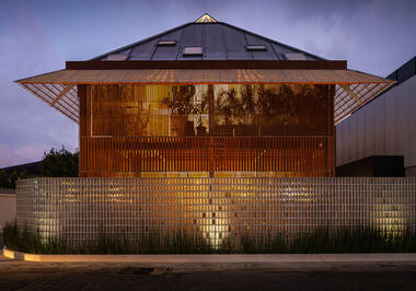 Ice Su House / Junsekino Architect and Design