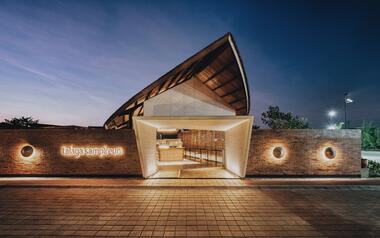 Gallery of Talaga Sampireun Pavilions / Seniman Ruang  - 17