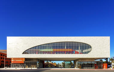 Riverside Main Library / Johnson Favaro