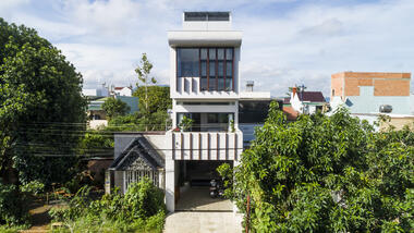 Hue House / SPNG Architects