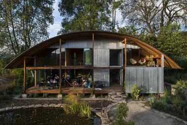 Refugio la lomita / ASPJ Arquitectura, Paisaje y Territorio