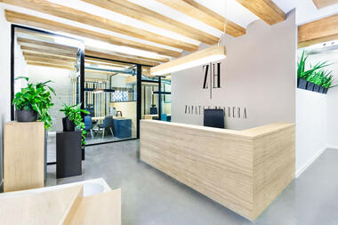 Galería de Oficinas Zapata y Herrera / Masquespacio  - 1