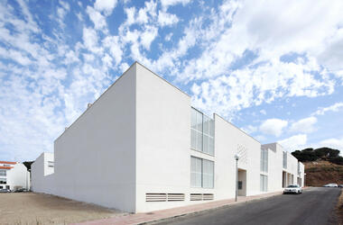 Vivienda Social en Es Mercadal / Ferrer Forés