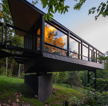 Gallery of m.o.r.e. Cabin / Kariouk Architects  - 11