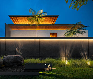 Gallery of Grey Palace Residence / Axial Studio  - 12