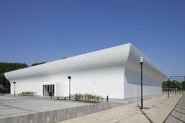 Gimnasio TNW / NL Architects