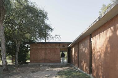 Vivienda Luce y Pablo / Mínimo Común Arquitectura