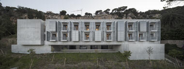 Instituto de Ciencias Marinas / CAB Architects