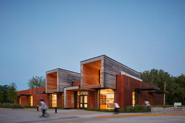Ford Calumet Environmental Center / Valerio Dewalt Train