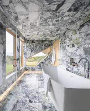 Gallery of Forest Retreat / Kariouk Architects  - 21