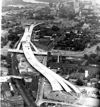 Did a Highway Kill the City of Hartford?