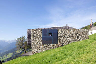Kurt Brunner / bergmeisterwolf architekten