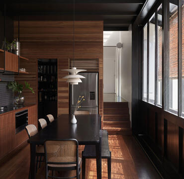 Gallery of Three House / JOHN ELLWAY. ARCHITECT  - 3