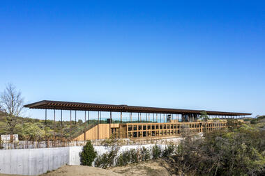 Gallery of ZEN Wellness SEINEI Accommodation Facility / Shigeru Ban Architects  - 1