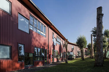 Preescolar para el colegio Puerto Varas / LAGAR Arquitectos