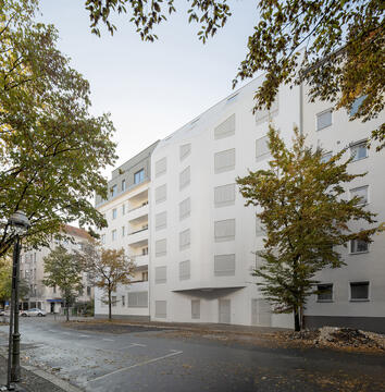 务实性探索，冰山廉价公寓 / rundzwei Architekten