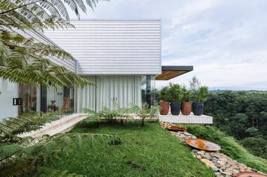 Casa Condina / Vélez Valencia Arquitectos