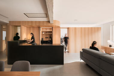Un estuche en una caja, vivienda en Vigo / Erbalunga estudio