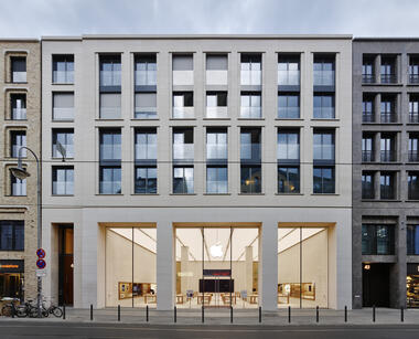 Rosenthaler Strasse Building / Tchoban Voss Architekten
