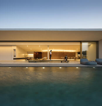 JY House / Studio Arthur Casas