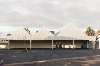 Guichainiville 综合学校 / ACAU Architects