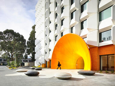 莫纳什大学生物科学学院 / Kosloff Architecture