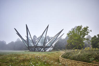 Heatherwick 新作：西苏塞克斯郡‘冠形动力温室’