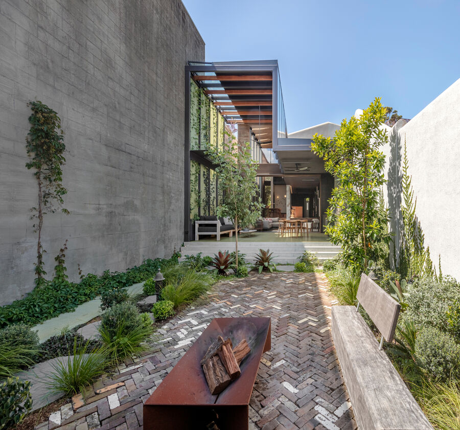 ZZ Top House CplusC Architectural by tarık mutluoğlu ArchDaily