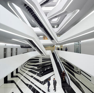 Por que Zaha Hadid é a arquiteta mais popular do mundo?