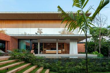 Casa Veraneio / Lucas Gonçalves Arquitetura