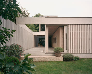 Wembury Mews Home and Studio / Russell Jones