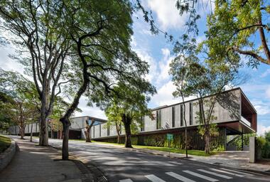 Clínica Novamed Cidade de Deus / DMDV arquitetos