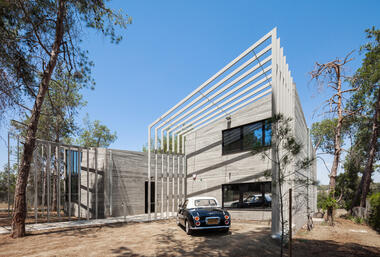 WELL 58 House / Ekky Studio Architects LLC