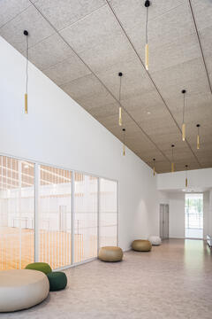 Gallery of Cultural Center of Pian Medoc / BPM Architectes  - 8