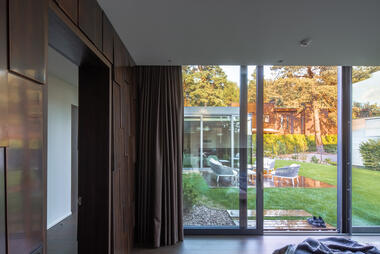 Gallery of Moving Cubes House / arches  - 7