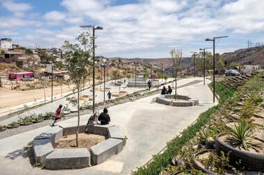 Parque em Arroyo Xicoténcatl / Taller Capital
