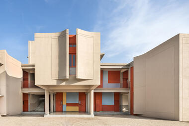Galeria de Escola St Martha Bethany Vidyalaya  / Kamat & Rozario Architecture  - 5