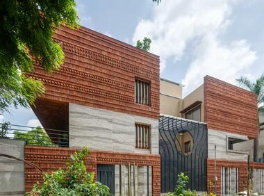Kandarp - A House of Interaction / AANGAN Architects