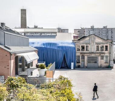 Silk Faw Installation / Outline Collective