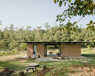 Galeria de Casa Guararema / Terra e Tuma Arquitetos Associados  - 1