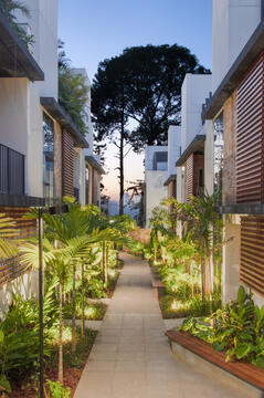 Gallery of Jardim Alto da Boa Vista Condominium / Lucia Manzano Arquitetura + Paisagismo  - 20