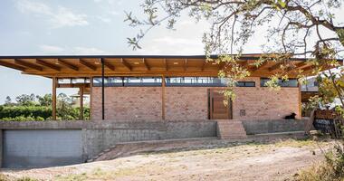 Galería de Casa Float / Spirale Arquitetura  - 1