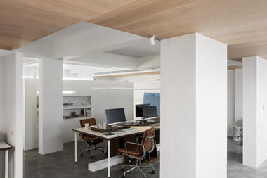 Gallery of Studio In2 Office / Studio In2  - 5