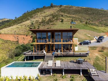 Casa em São Francisco Xavier / Lucio Fleury Arquitetura