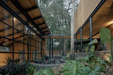 Casa patio / herchell arquitectos