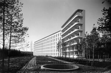 Sick Architecture: CIVA Exhibition Explores the Relation between Architecture and Disease